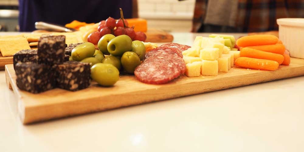 Four Tips To Create A Charcuterie Appetizer Masterpiece