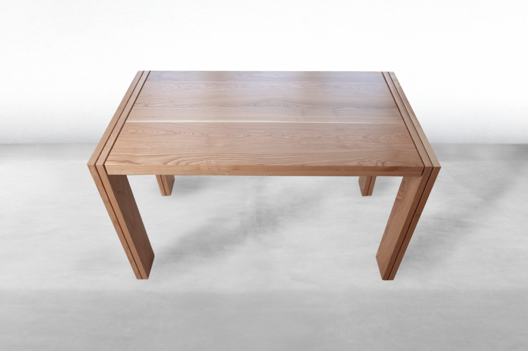Crosby Natural finish- white backdrop
